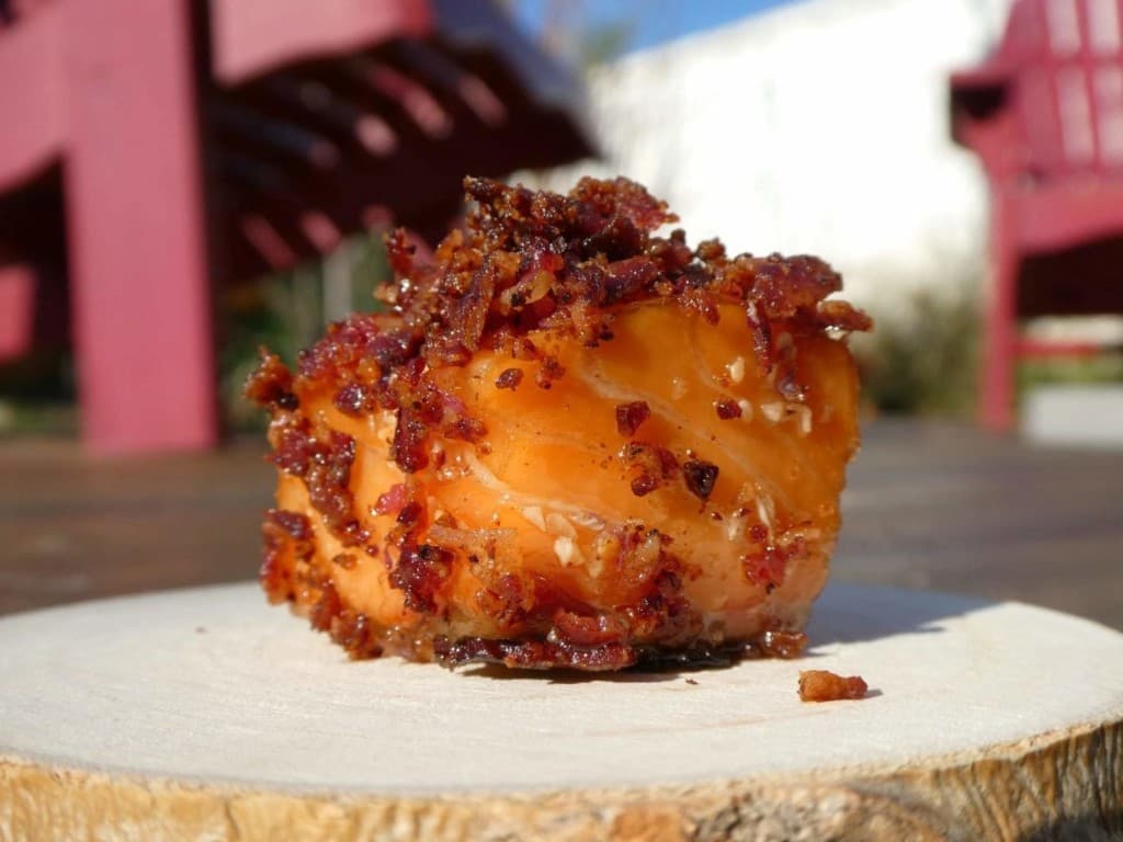 Bonbons de saumon au bacon au barbecue, nappage érable